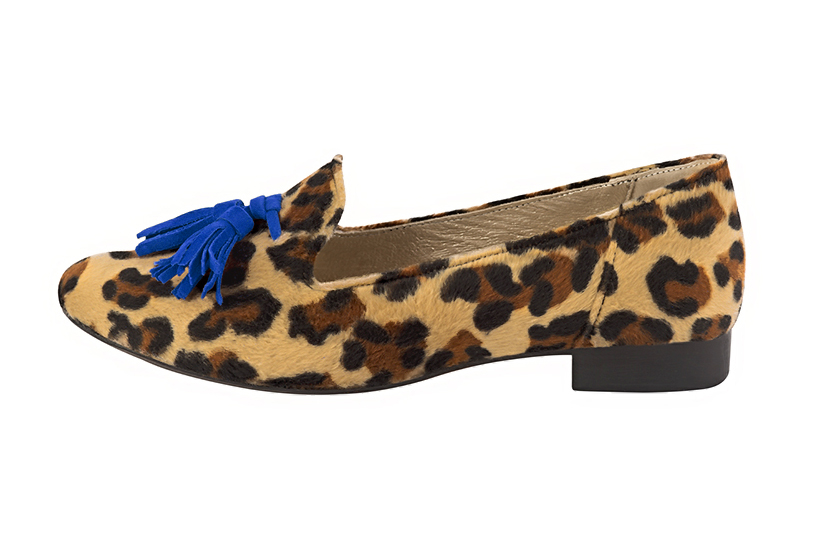 French elegance and refinement for these safari black and electric blue loafers with pompons, 
                available in many subtle leather and colour combinations. You can choose your materials and colours.
This pretty classic moccasin will bring a touch of femininity. 
  
                Matching clutches for parties, ceremonies and weddings.   
                You can customize these loafers to perfectly match your tastes or needs, and have a unique model.  
                Choice of leathers, colours, knots and heels. 
                Wide range of materials and shades carefully chosen.  
                Rich collection of flat, low, mid and high heels.  
                Small and large shoe sizes - Florence KOOIJMAN